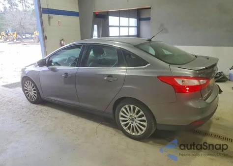 2012 Ford Focus Titanium from USA, damaged, VIN 1FAHP3J27CL205145